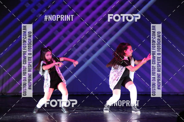 Buy your photos of the eventFORMATURA LILIAN GUMIEIRO on Fotop