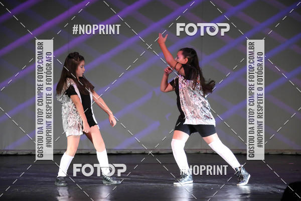 Buy your photos of the eventFORMATURA LILIAN GUMIEIRO on Fotop