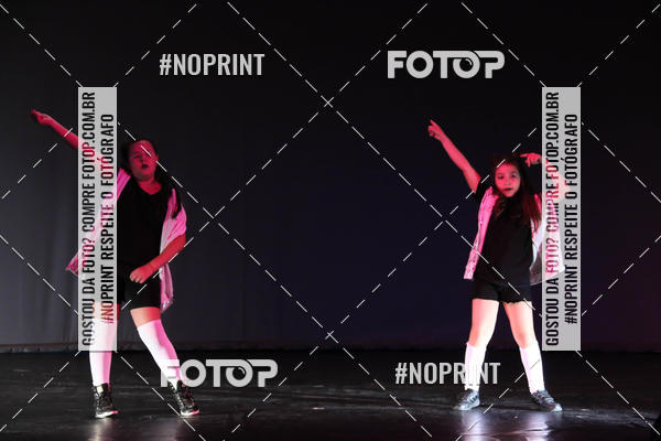 Buy your photos of the eventFORMATURA LILIAN GUMIEIRO on Fotop