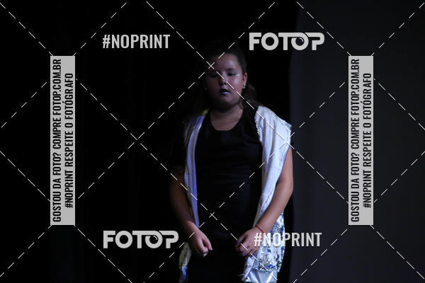Buy your photos of the eventFORMATURA LILIAN GUMIEIRO on Fotop