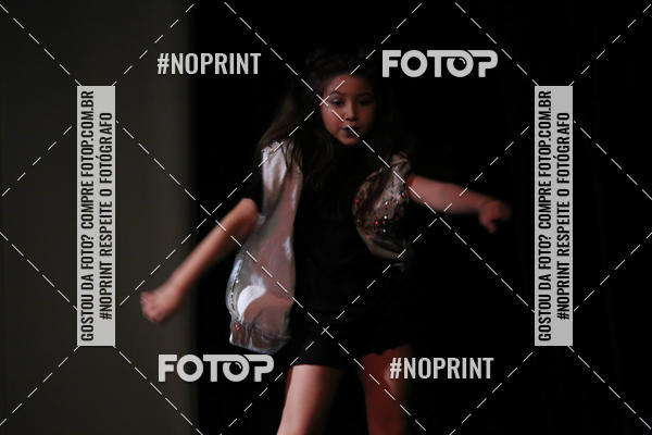 Buy your photos of the eventFORMATURA LILIAN GUMIEIRO on Fotop