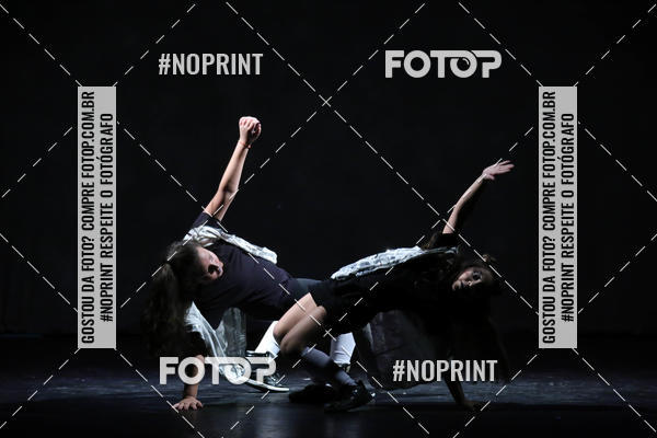 Buy your photos of the eventFORMATURA LILIAN GUMIEIRO on Fotop