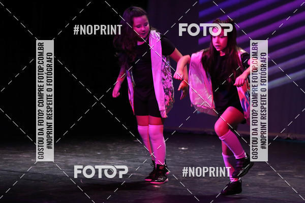 Buy your photos of the eventFORMATURA LILIAN GUMIEIRO on Fotop