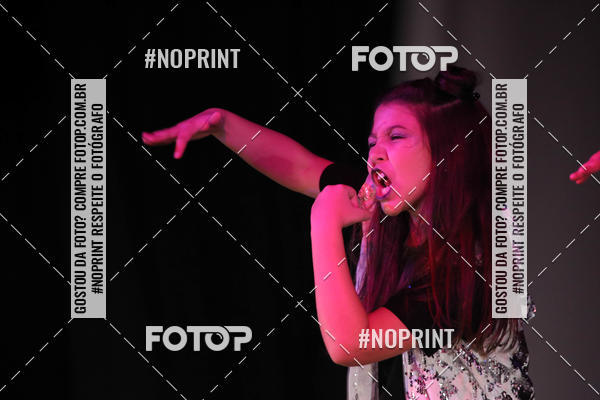 Buy your photos of the eventFORMATURA LILIAN GUMIEIRO on Fotop