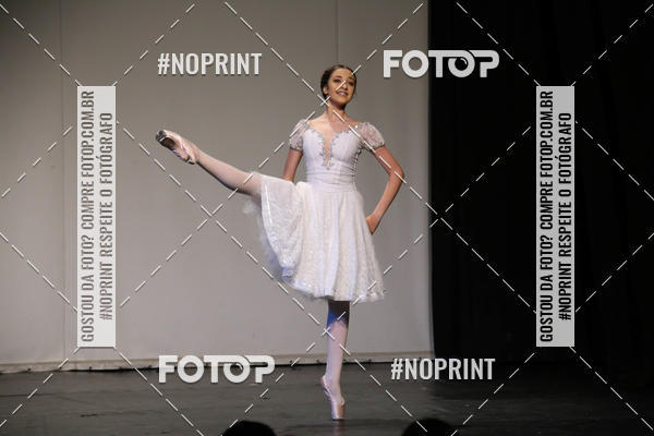 Buy your photos of the eventFORMATURA LILIAN GUMIEIRO on Fotop
