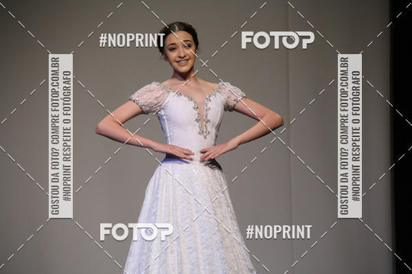 Buy your photos of the eventFORMATURA LILIAN GUMIEIRO on Fotop