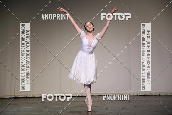 Buy your photos of the eventFORMATURA LILIAN GUMIEIRO on Fotop