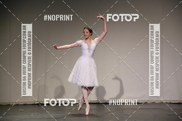 Buy your photos of the eventFORMATURA LILIAN GUMIEIRO on Fotop