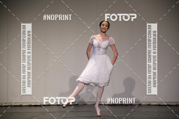 Buy your photos of the eventFORMATURA LILIAN GUMIEIRO on Fotop