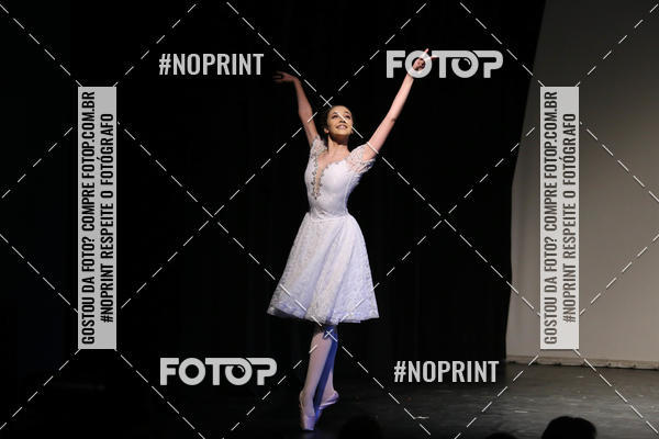 Buy your photos of the eventFORMATURA LILIAN GUMIEIRO on Fotop