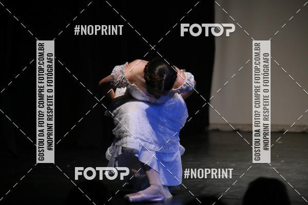 Buy your photos of the eventFORMATURA LILIAN GUMIEIRO on Fotop