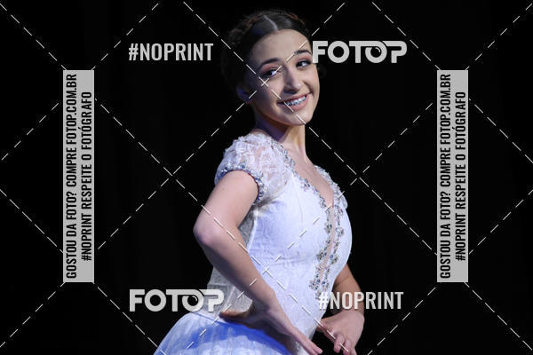 Buy your photos of the eventFORMATURA LILIAN GUMIEIRO on Fotop