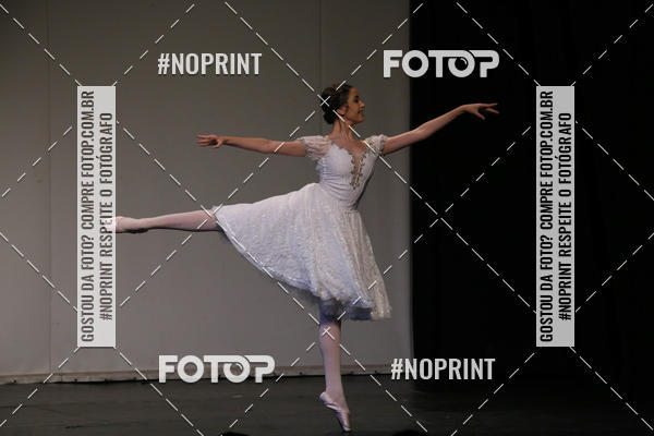Buy your photos of the eventFORMATURA LILIAN GUMIEIRO on Fotop
