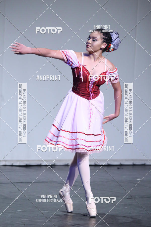 Buy your photos of the eventFORMATURA LILIAN GUMIEIRO on Fotop