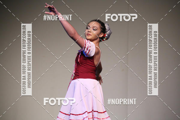 Buy your photos of the eventFORMATURA LILIAN GUMIEIRO on Fotop