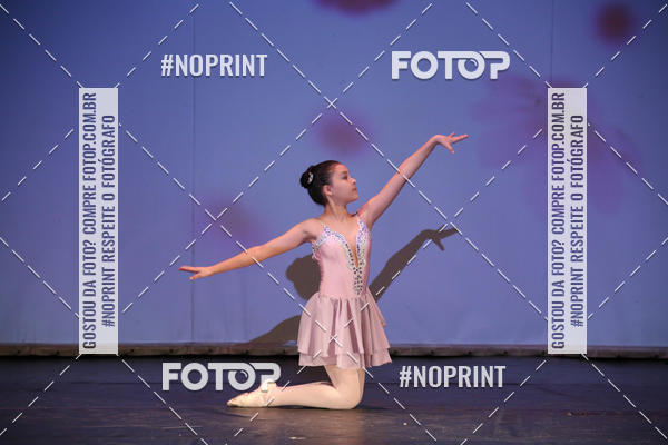 Buy your photos of the eventFORMATURA LILIAN GUMIEIRO on Fotop