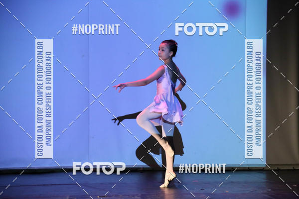Buy your photos of the eventFORMATURA LILIAN GUMIEIRO on Fotop