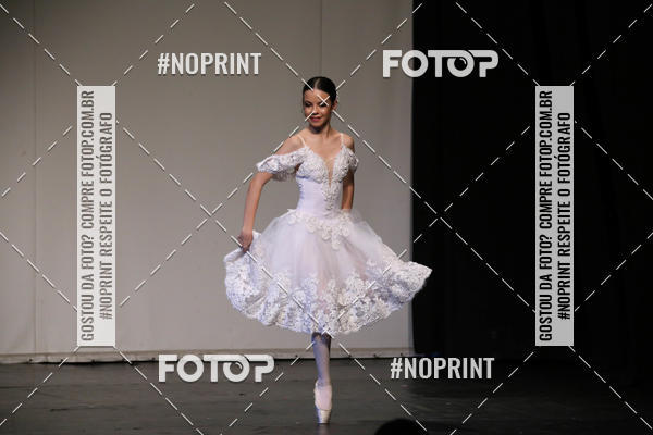 Buy your photos of the eventFORMATURA LILIAN GUMIEIRO on Fotop