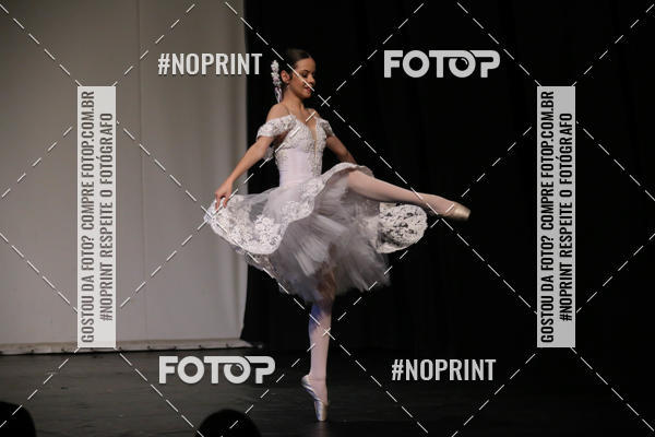 Buy your photos of the eventFORMATURA LILIAN GUMIEIRO on Fotop