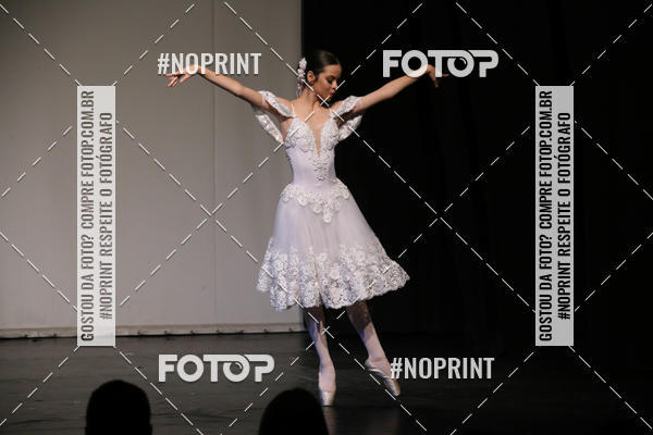 Buy your photos of the eventFORMATURA LILIAN GUMIEIRO on Fotop