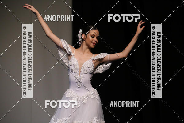 Buy your photos of the eventFORMATURA LILIAN GUMIEIRO on Fotop
