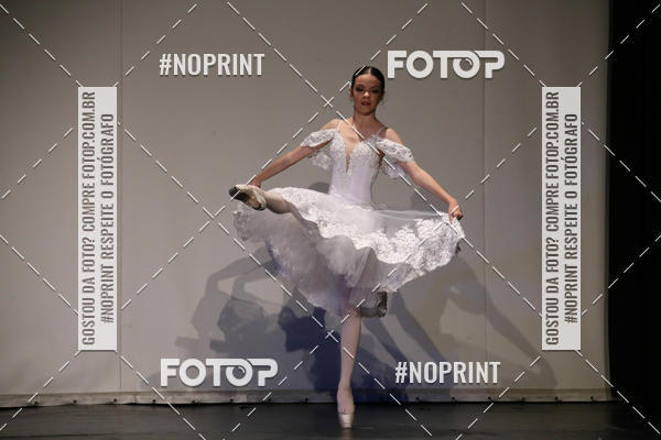 Buy your photos of the eventFORMATURA LILIAN GUMIEIRO on Fotop