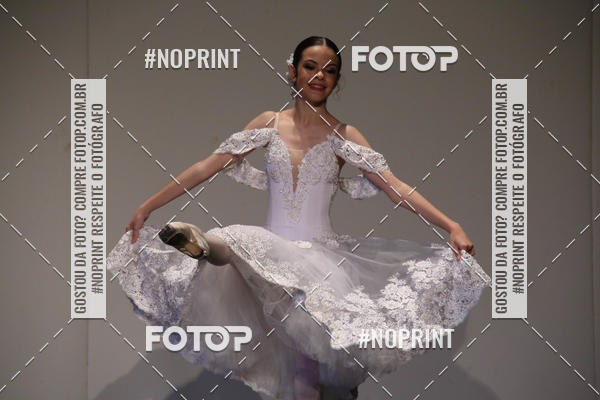 Buy your photos of the eventFORMATURA LILIAN GUMIEIRO on Fotop