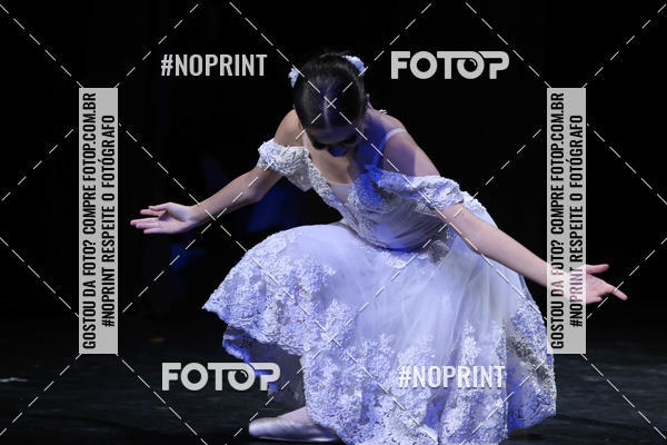 Buy your photos of the eventFORMATURA LILIAN GUMIEIRO on Fotop