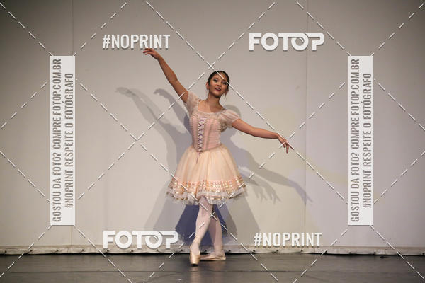 Buy your photos of the eventFORMATURA LILIAN GUMIEIRO on Fotop