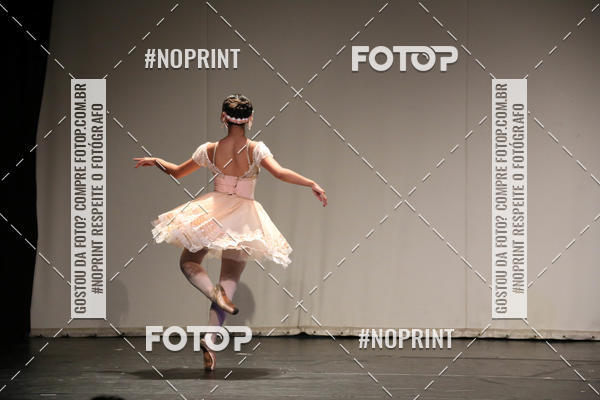 Buy your photos of the eventFORMATURA LILIAN GUMIEIRO on Fotop