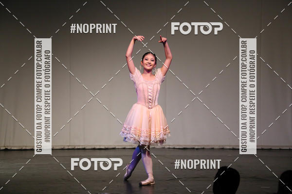 Buy your photos of the eventFORMATURA LILIAN GUMIEIRO on Fotop