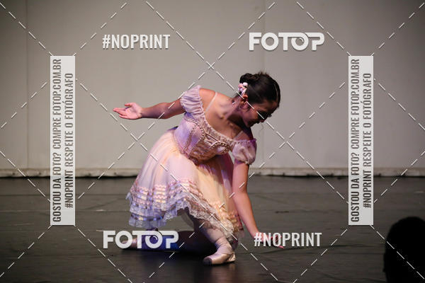 Buy your photos of the eventFORMATURA LILIAN GUMIEIRO on Fotop