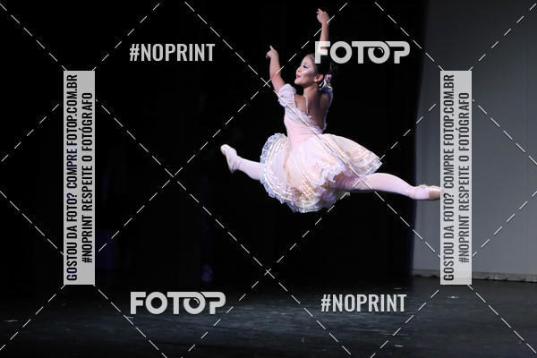 Buy your photos of the eventFORMATURA LILIAN GUMIEIRO on Fotop