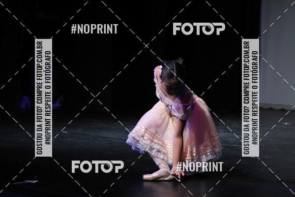 Buy your photos of the eventFORMATURA LILIAN GUMIEIRO on Fotop