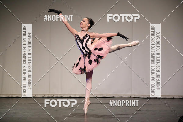 Buy your photos of the eventFORMATURA LILIAN GUMIEIRO on Fotop