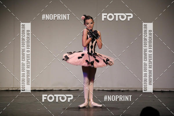 Buy your photos of the eventFORMATURA LILIAN GUMIEIRO on Fotop