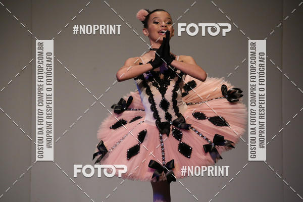 Buy your photos of the eventFORMATURA LILIAN GUMIEIRO on Fotop