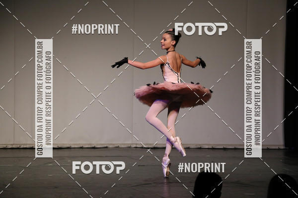 Buy your photos of the eventFORMATURA LILIAN GUMIEIRO on Fotop