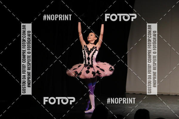 Buy your photos of the eventFORMATURA LILIAN GUMIEIRO on Fotop