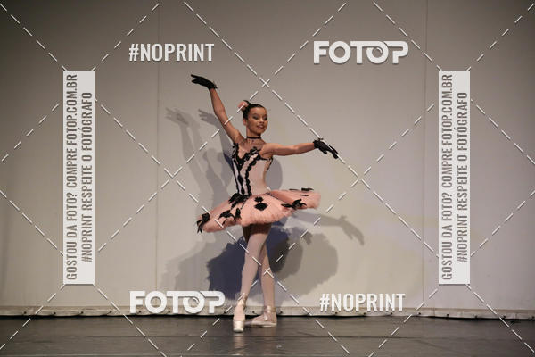 Buy your photos of the eventFORMATURA LILIAN GUMIEIRO on Fotop