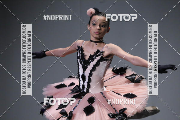 Buy your photos of the eventFORMATURA LILIAN GUMIEIRO on Fotop