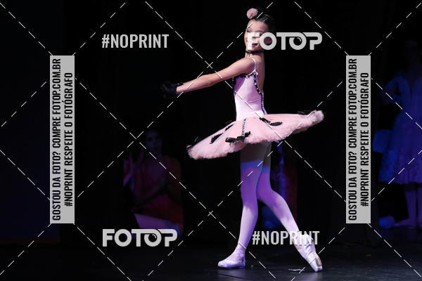 Buy your photos of the eventFORMATURA LILIAN GUMIEIRO on Fotop