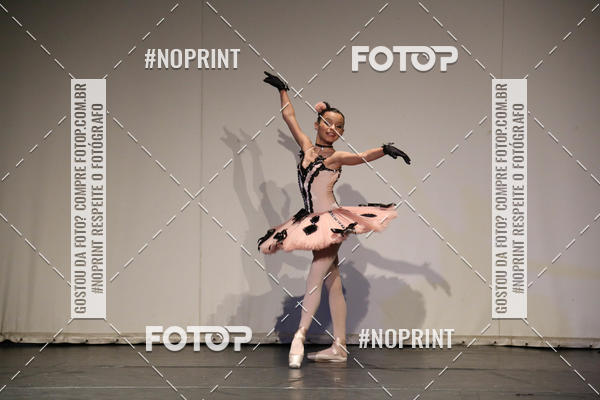 Buy your photos of the eventFORMATURA LILIAN GUMIEIRO on Fotop