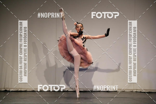 Buy your photos of the eventFORMATURA LILIAN GUMIEIRO on Fotop