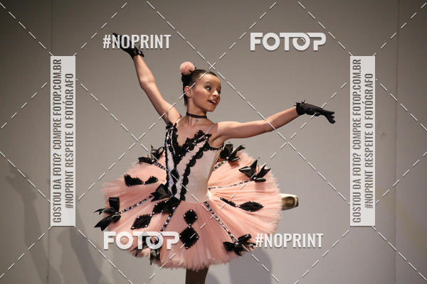 Buy your photos of the eventFORMATURA LILIAN GUMIEIRO on Fotop