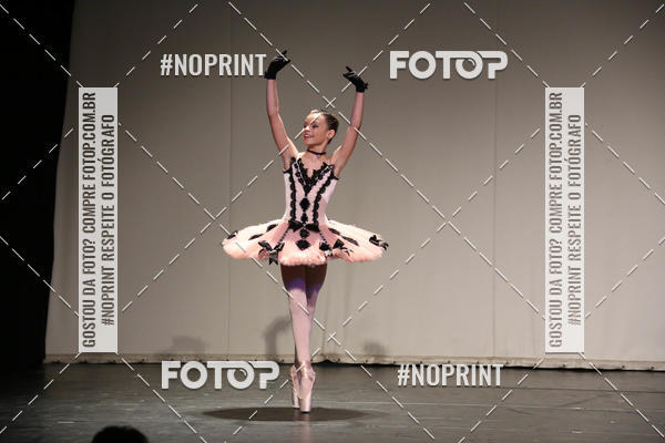 Buy your photos of the eventFORMATURA LILIAN GUMIEIRO on Fotop