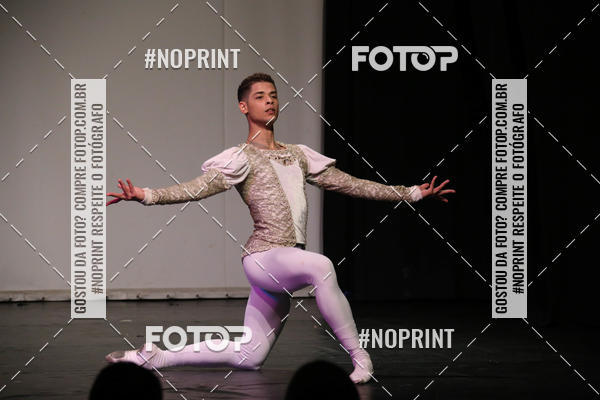 Buy your photos of the eventFORMATURA LILIAN GUMIEIRO on Fotop