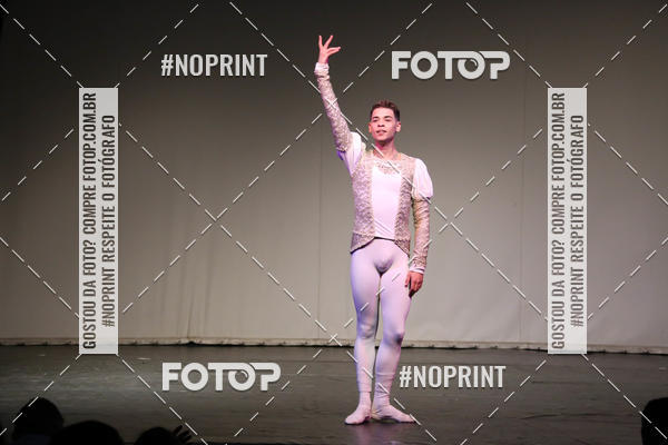 Buy your photos of the eventFORMATURA LILIAN GUMIEIRO on Fotop