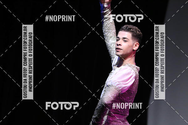 Buy your photos of the eventFORMATURA LILIAN GUMIEIRO on Fotop