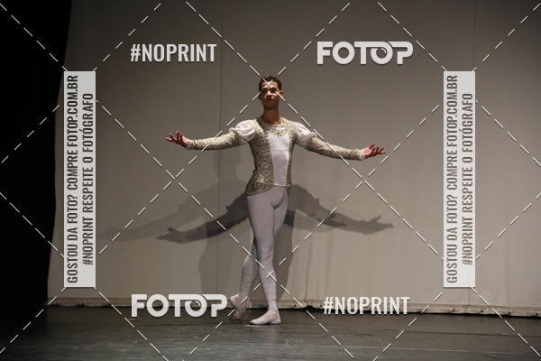 Buy your photos of the eventFORMATURA LILIAN GUMIEIRO on Fotop